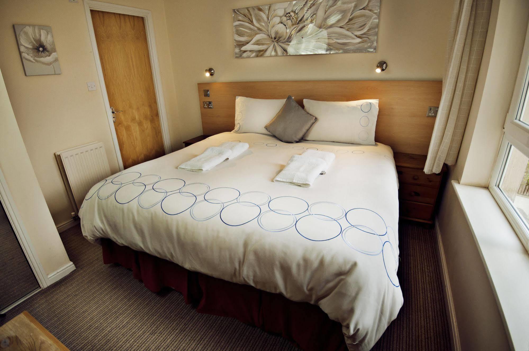 Lochend Serviced Apartments Edynburg Zewnętrze zdjęcie